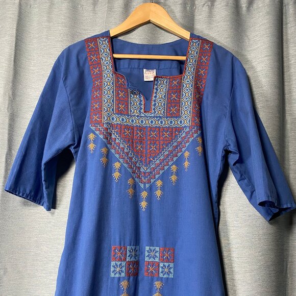 100% Pure Egyptian Cotton Egyptian Dress	Medium - Picture 5 of 6